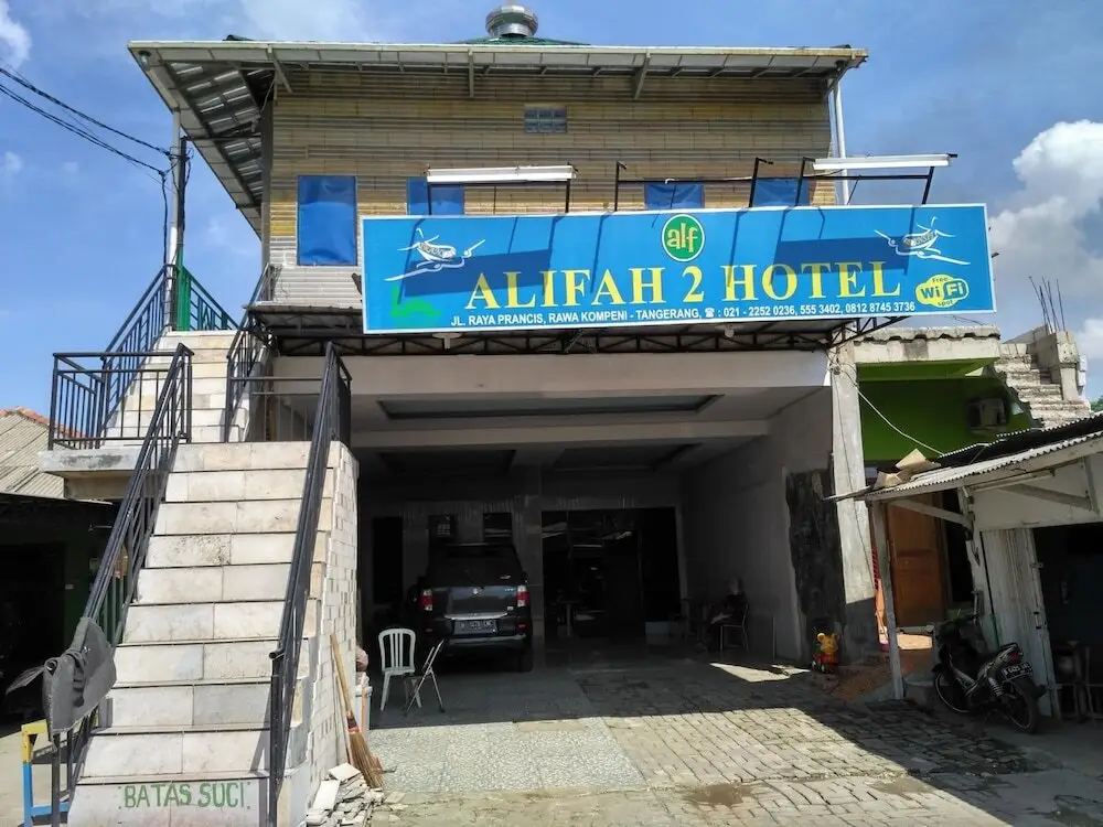 Тангеранг: Hotel Alifah 2 by Zuzu
