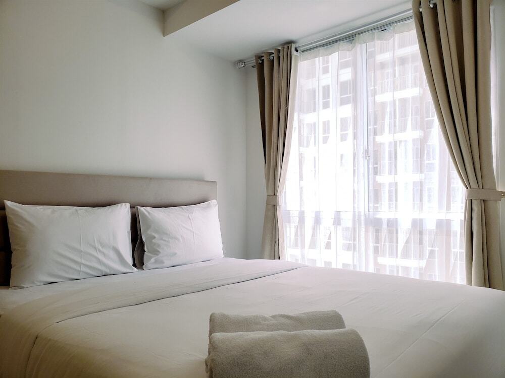 Южный Тангеранг: Minimalist And Tidy 2Br Apartment At Tokyo Riverside Pik 2