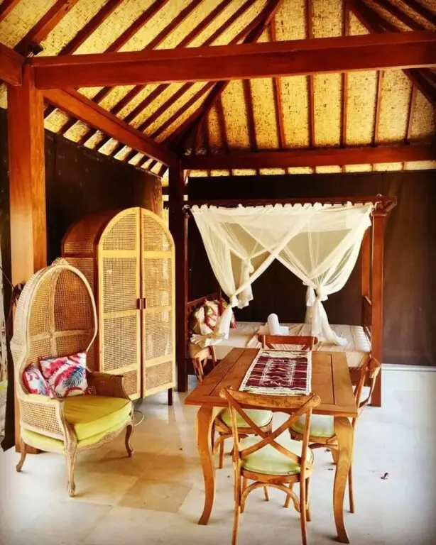 Гили Аир: Estate-like Luxury Pool Villa in Gili Air