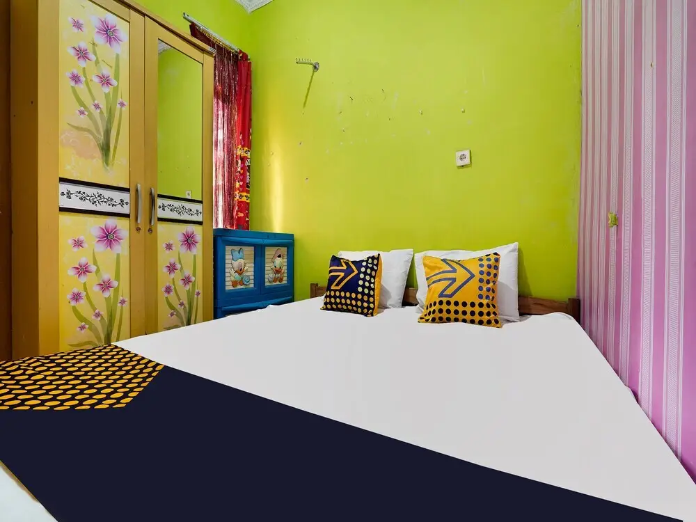Паромпонг: OYO Homes 91156 Eco Tourism Big Farmer Desa Kertawangi Syariah