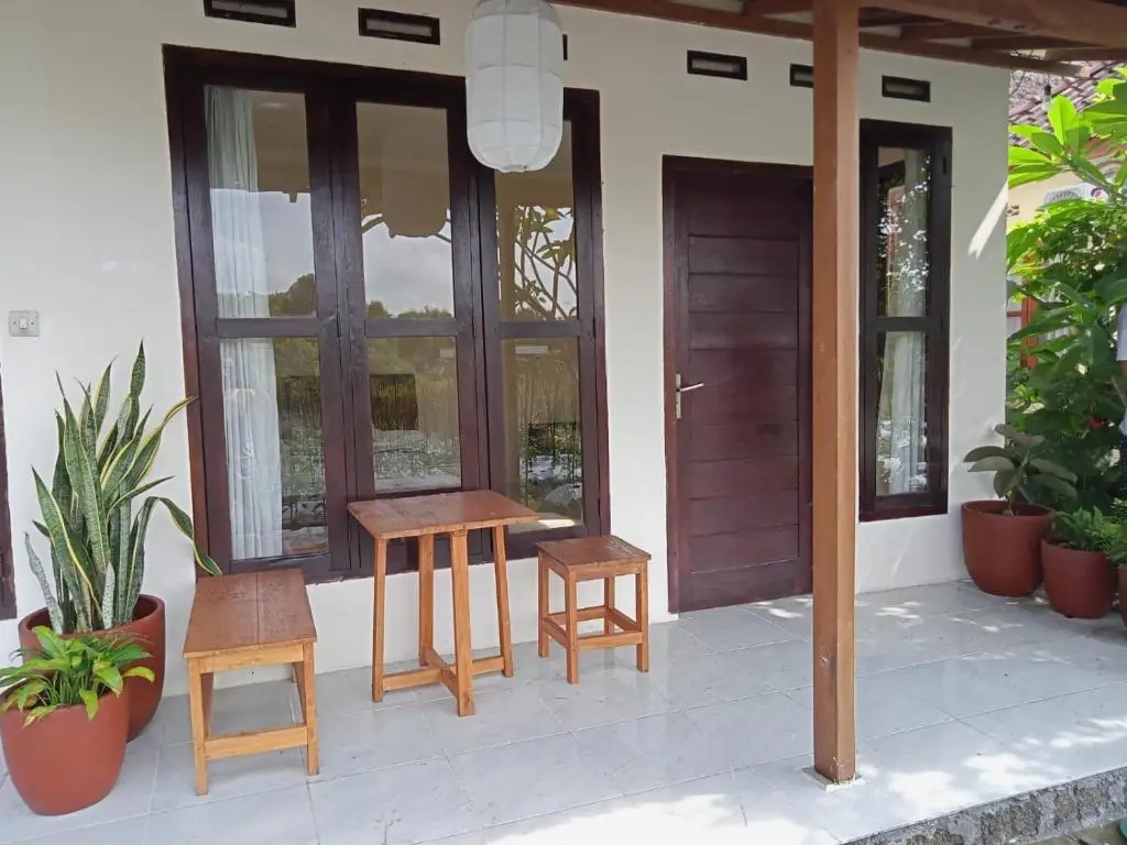 Слеман: Rosella Cottage - Homestay - Kitchen Yogyakarta