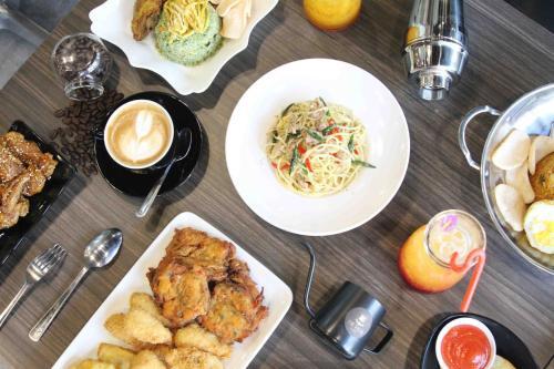 Петумбак: My Studio Hotels Kualanamu Airport Medan