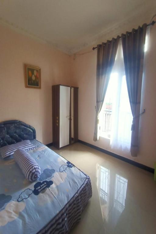 Баликпапан: Oyo 90958 Home Syariah