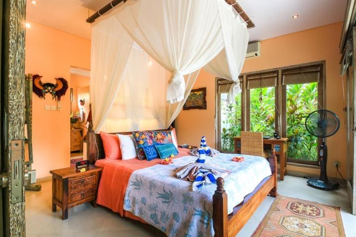 Убуд: Artsy 2 Bed Villa/Ubud/Pool/Ac/Gardens/Penestanan