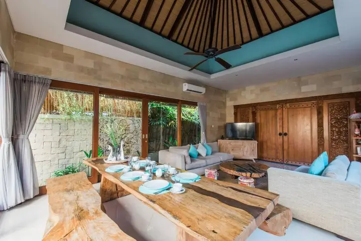 Кута: Villa Lacasa3 -Modern tropical 3BR Villa with butler