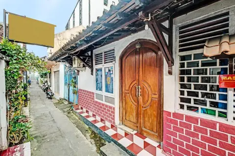 SPOT ON 91915 Homestay Superman — фото 1