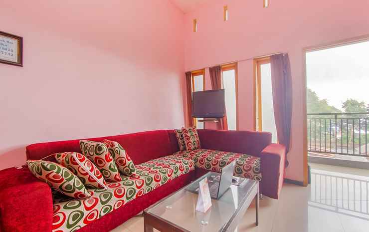 Приген: OYO 90887 Villa Sri Rejeki