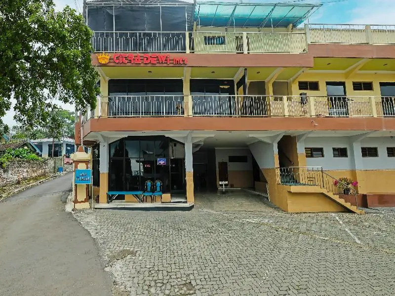 Capital O 91914 Hotel Citra Dewi 2 Int's — фото 1