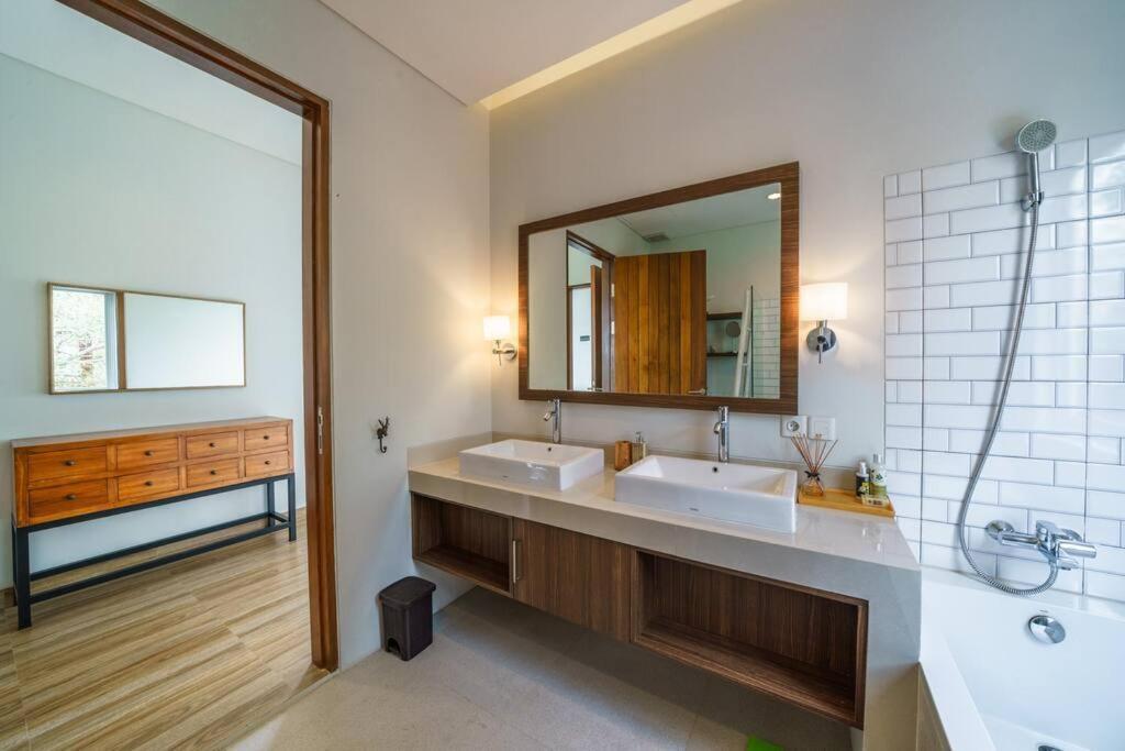 Чангу: Villa Ammanya - Modern 3-bedroom luxury villa in amazing location!