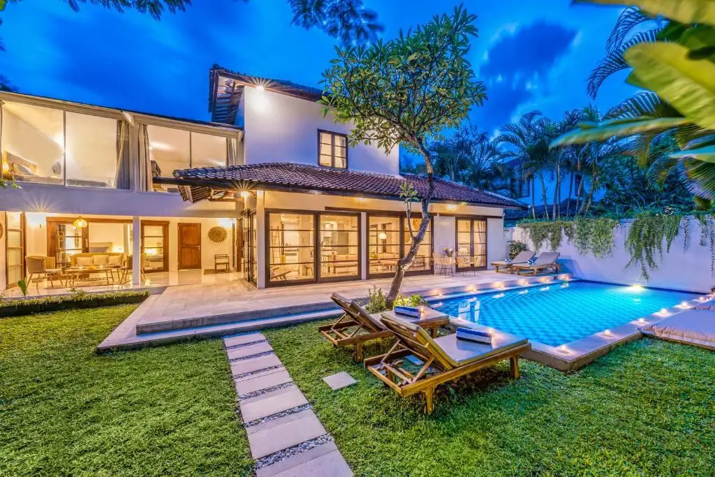 Кута: Villa Aurora - Private 6 BDR Villa in Seminyak, prime Location, Pool & Garden