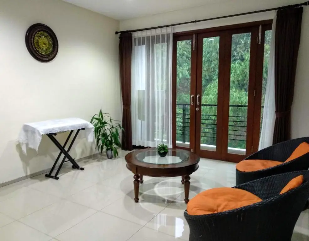 Сименьян: Villa Ubud Syariah