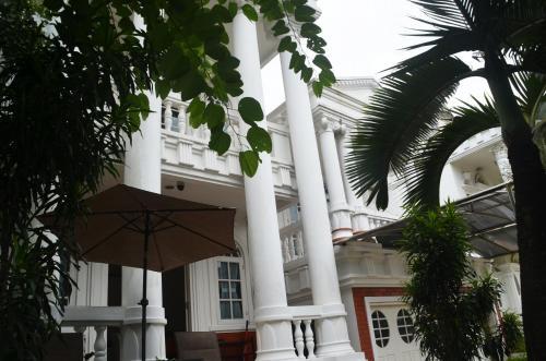 Читарингул: Razha Guest House