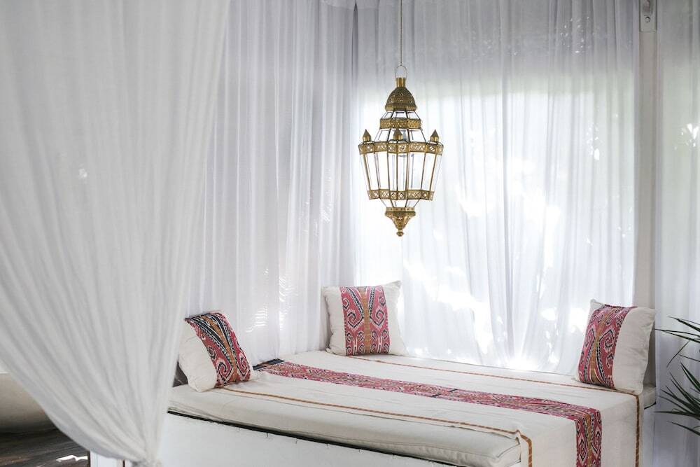Сесе: Eco Gypsy House