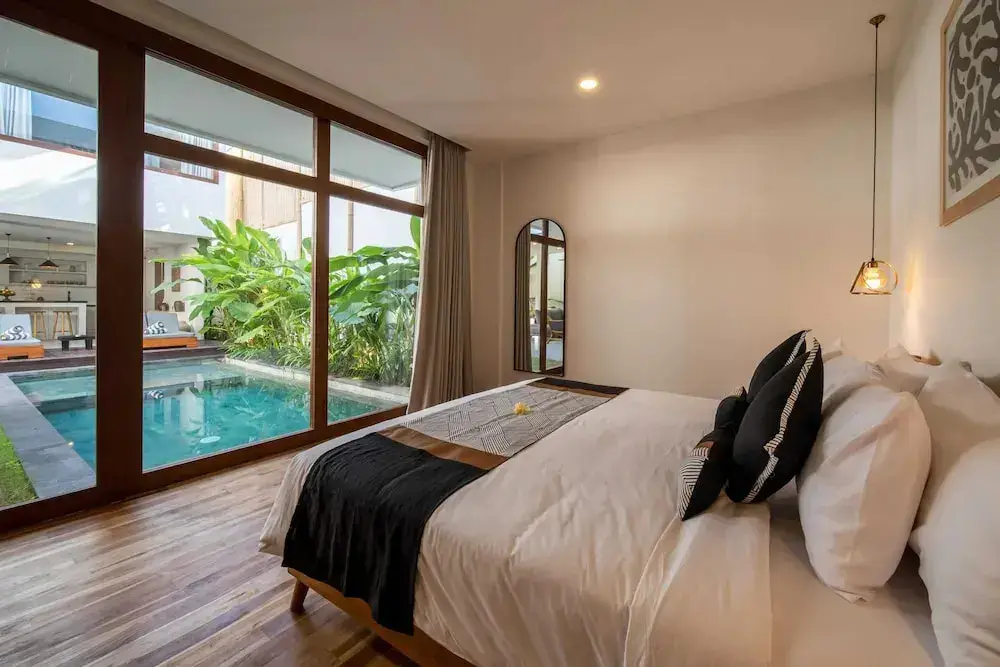Чангу: 4BR Luxury Modern Contemporary Villa in Canggu
