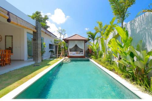 Кута: Villa Manuia Mertanadi
