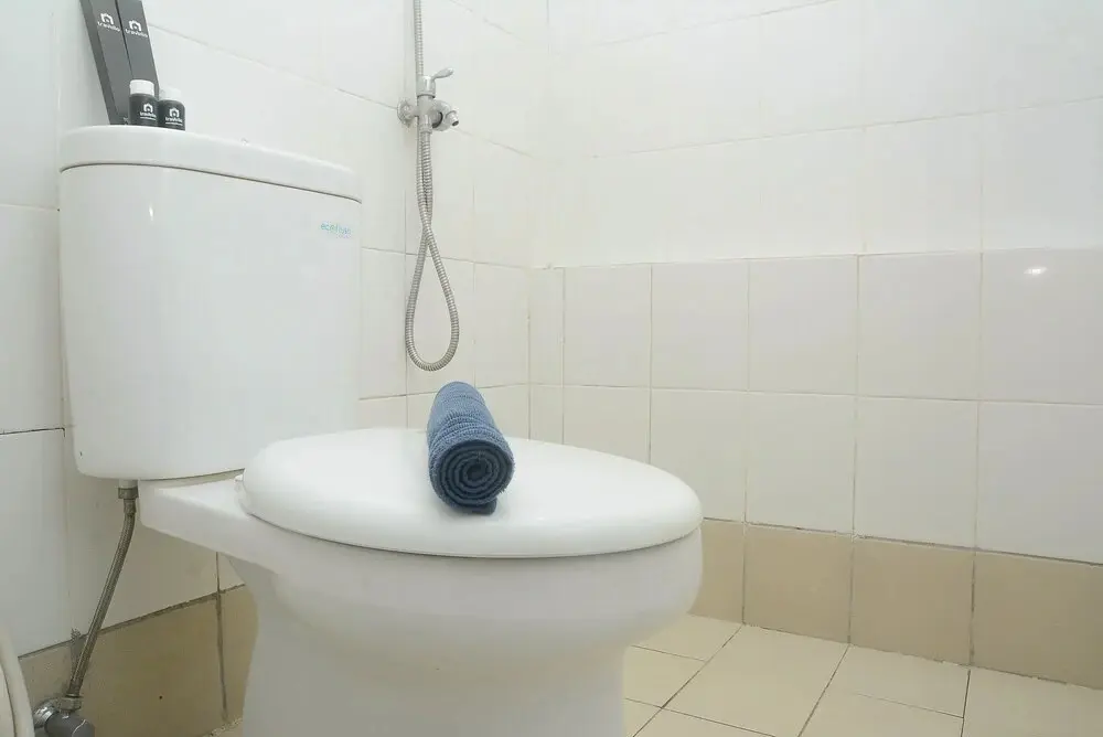 Джакарта: Fully Furnished and Cozy Design 2BR Bassura City Apartment