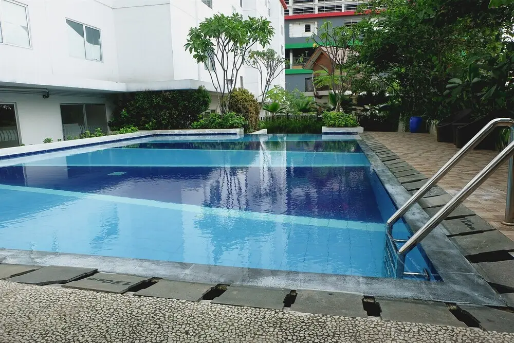 Джакарта: Fully Furnished and Cozy Design 2BR Bassura City Apartment
