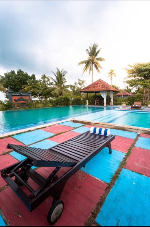 Белитунг: lorin beach resort belitung