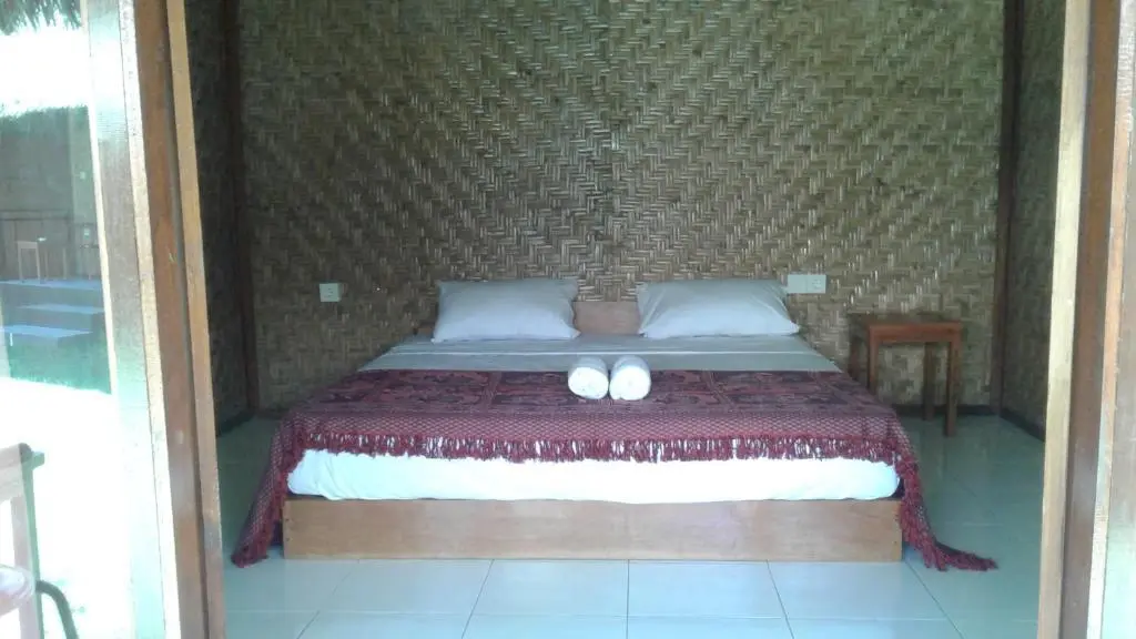 Jerowaru: Airas' Garden Homestay ECO Bungalows