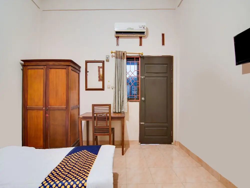 Джамби: OYO 92024 Green Hotel
