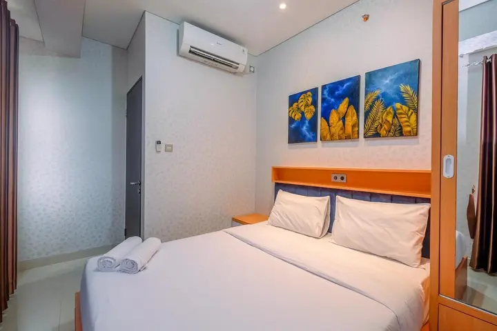Депок: Stylish And Comfy 2Br At Transpark Cibubur Apartment