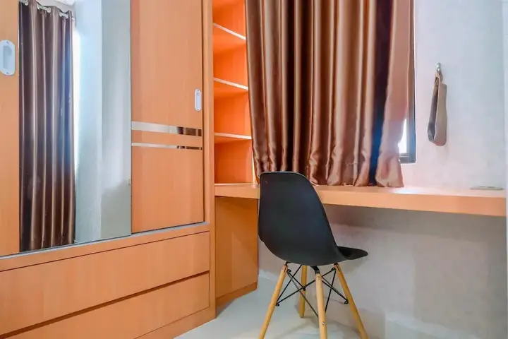 Депок: Stylish And Comfy 2Br At Transpark Cibubur Apartment