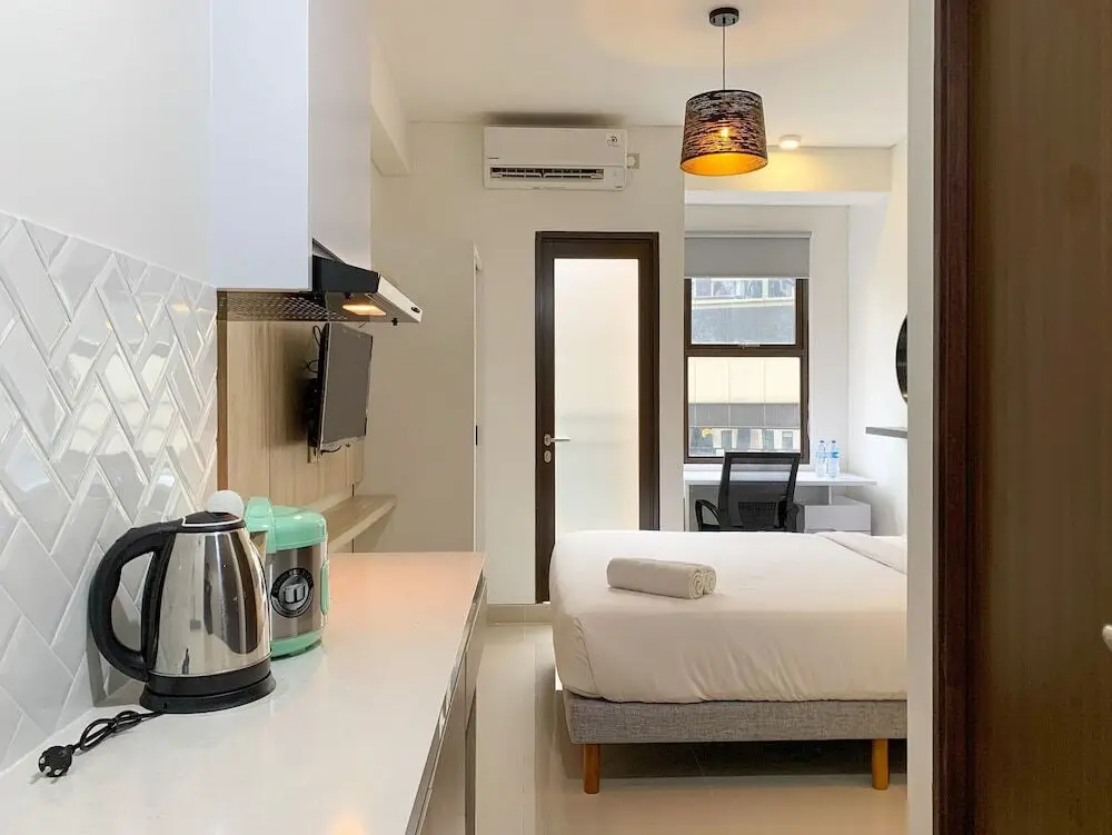 Депок: Elegant Studio At Transpark Cibubur Apartment Near Shopping Mall