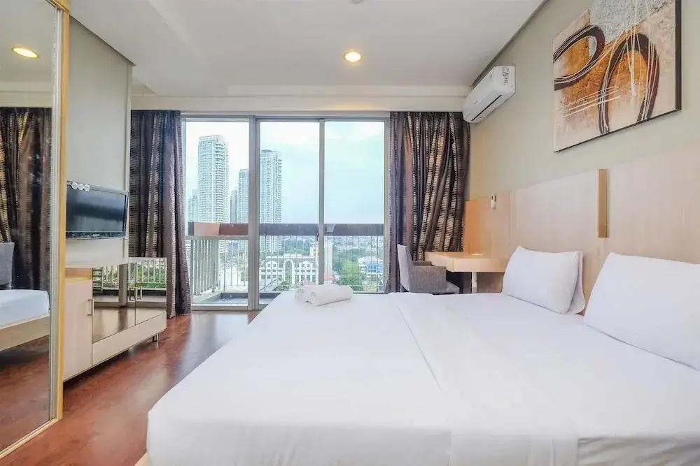 Джакарта: Exclusive And Comfy Studio Kemang Mansion Apartment