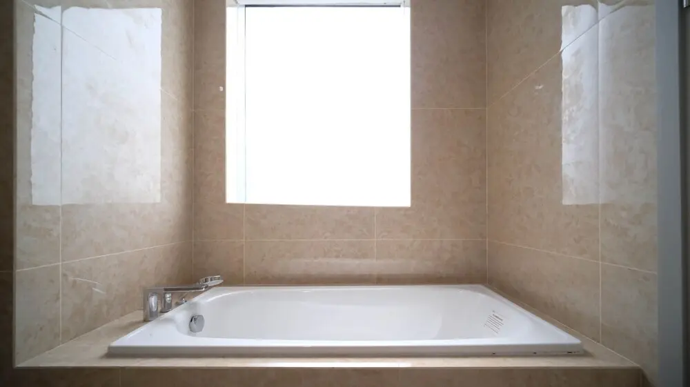 Сурабая: Nice 3Br Connected To Mall At Grand Sungkono Lagoon Apartment