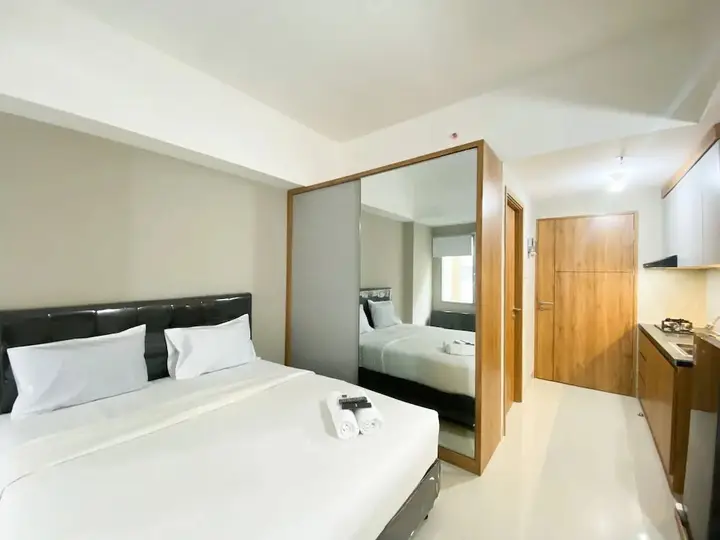 Бекаси: Minimalist Studio Room Gateway Park Lrt City Bekasi Apartment