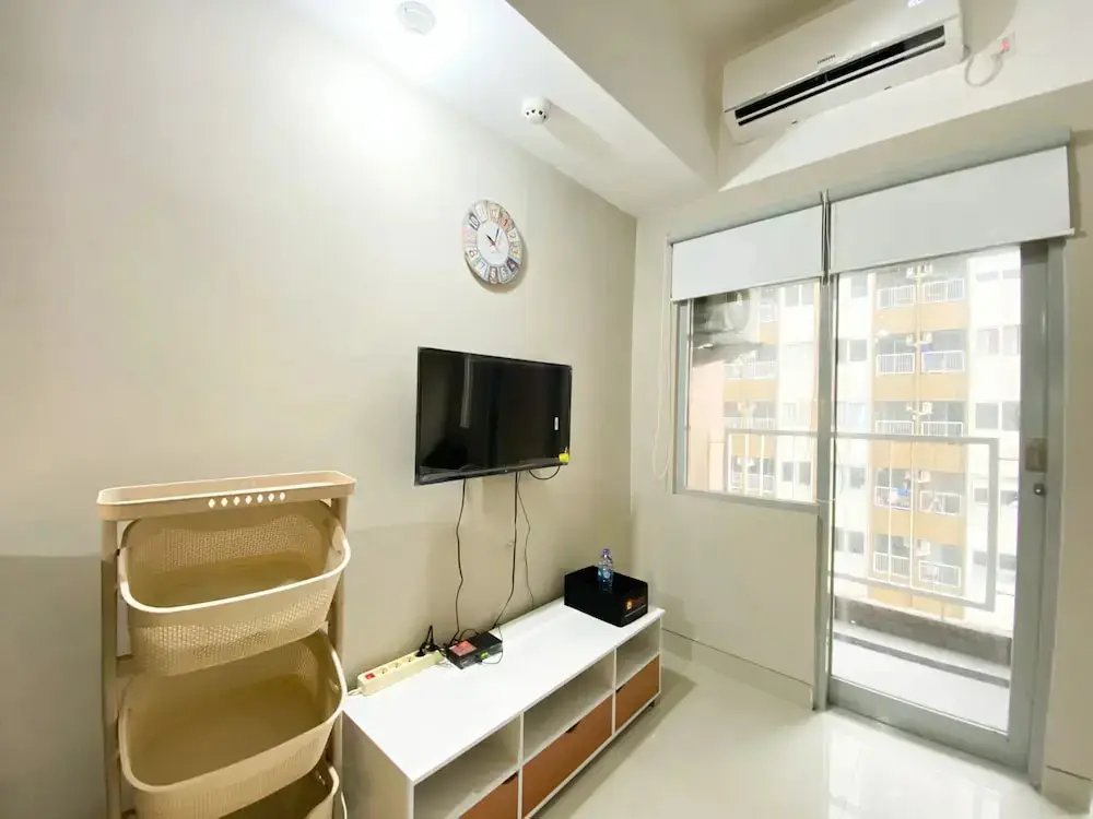 Бекаси: Minimalist Studio Room Gateway Park Lrt City Bekasi Apartment