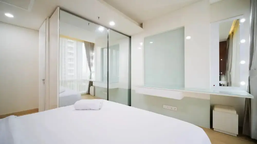 Сурабая: Private Access And Luxurious 2Br Apartment At The Galaxy Residences