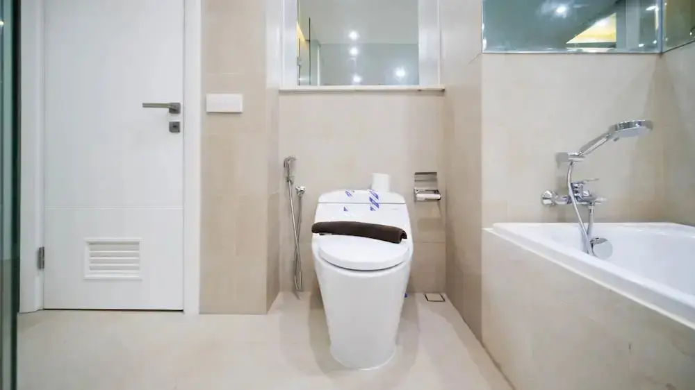 Сурабая: Private Access And Luxurious 2Br Apartment At The Galaxy Residences