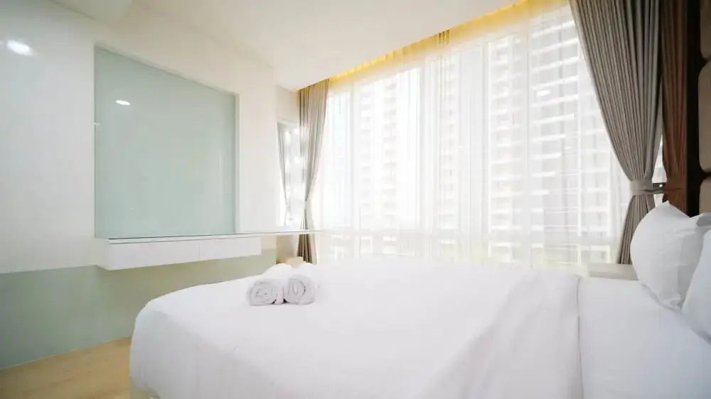Сурабая: Private Access And Luxurious 2Br Apartment At The Galaxy Residences