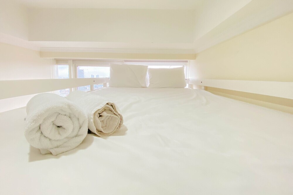 Джакарта: Spacious And Comfort Living 2Br At Menteng Park Apartment