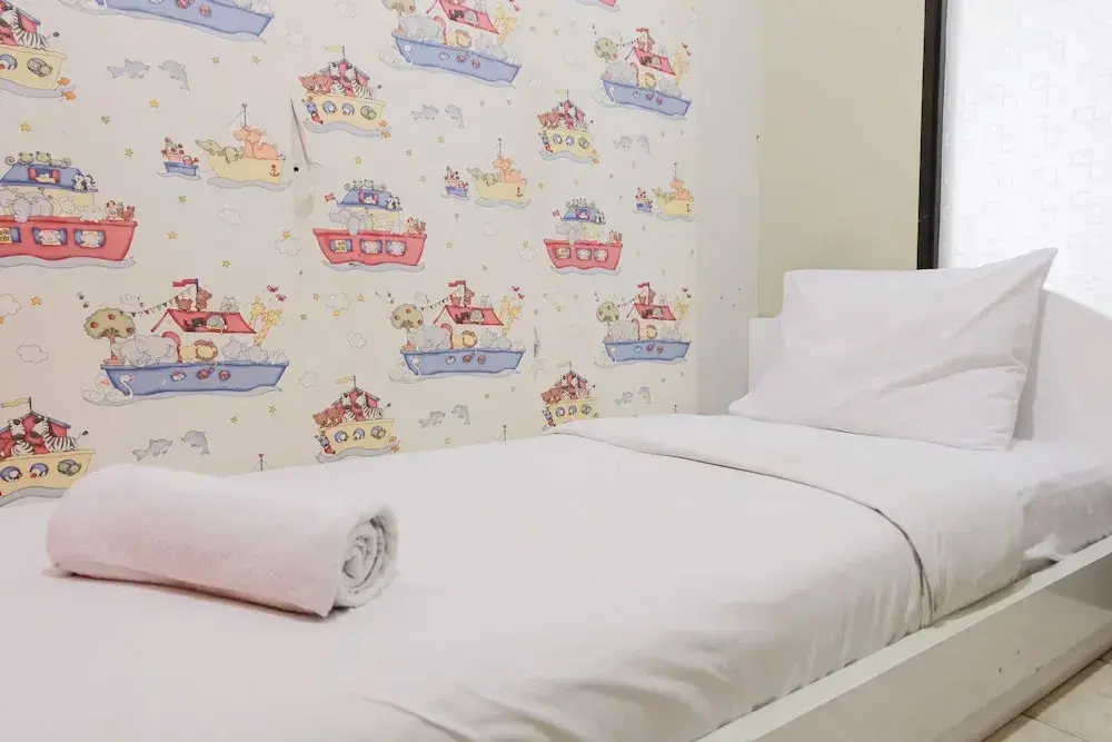Чимахи: Homey 2Br Apartment At The Edge Bandung