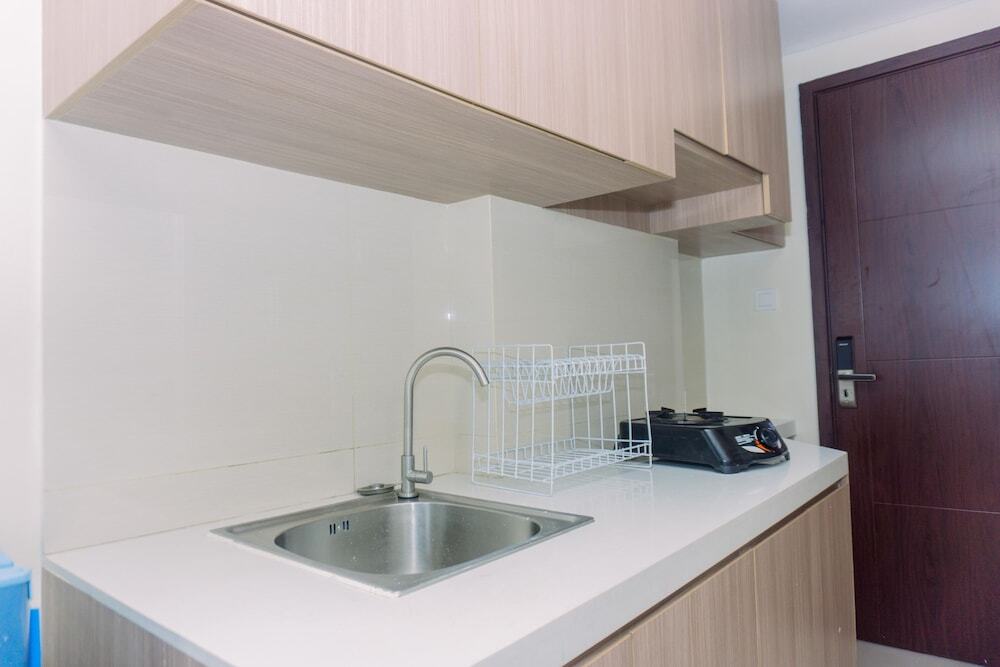 Джакарта: Minimalist Studio At Daan Mogot City Apartment