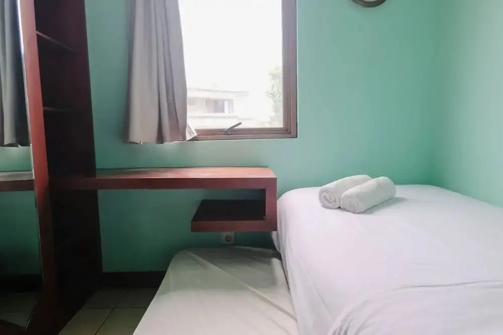 Бандунг: Homey 2Br At Majesty Apartment