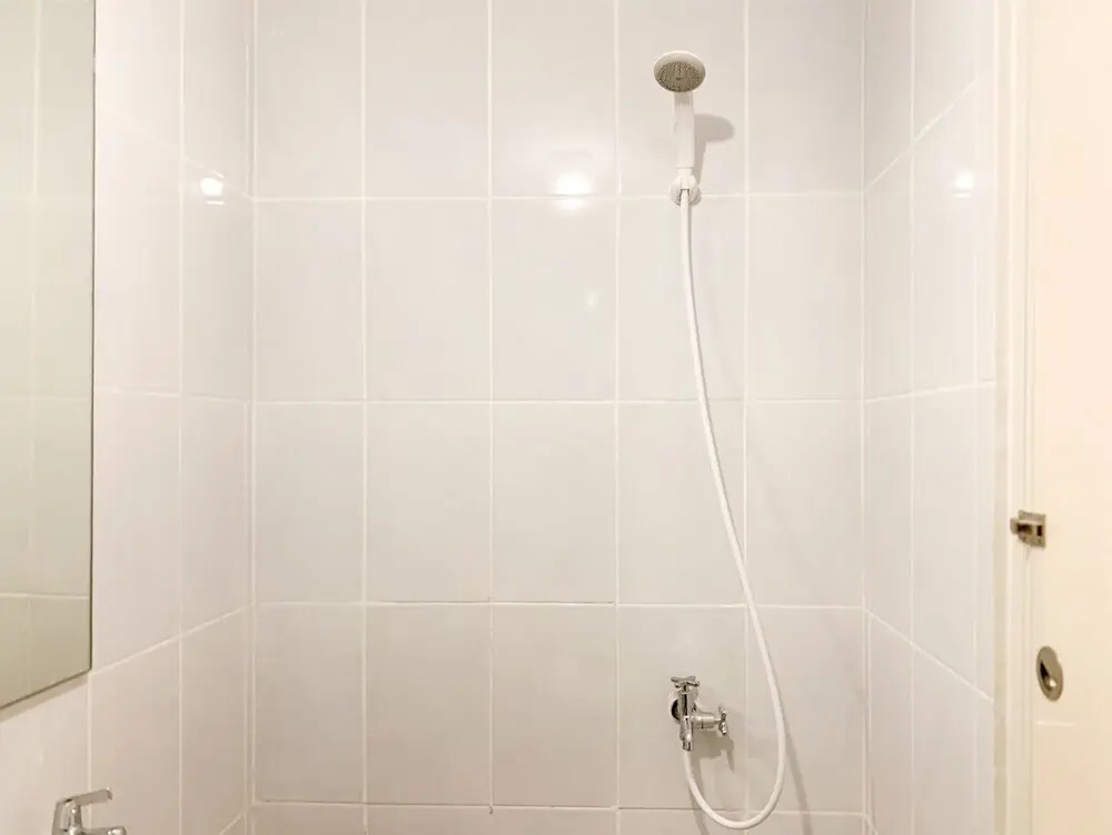 Южный Тангеранг: Homey And Comfortable Studio Tokyo Riverside Pik 2 Apartment