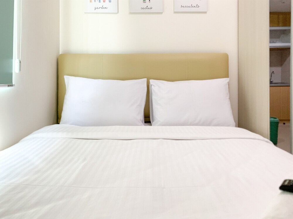 Чипутат: Comfort 2Br Without Living Room At Osaka Riverview Pik 2 Apartment