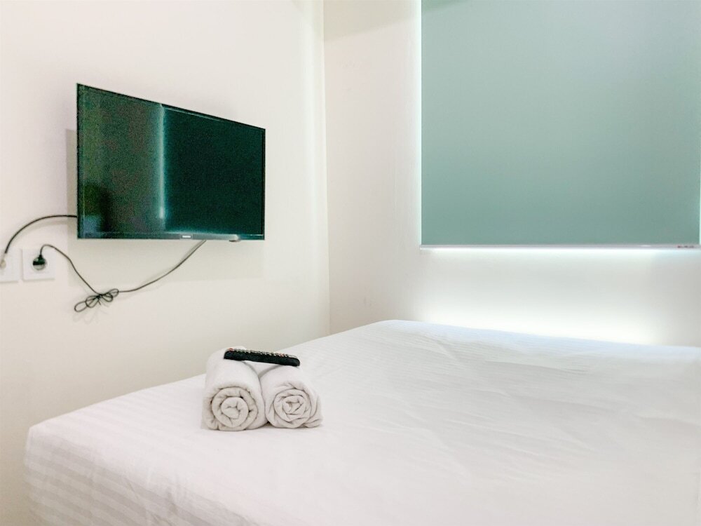 Чипутат: Comfort 2Br Without Living Room At Osaka Riverview Pik 2 Apartment