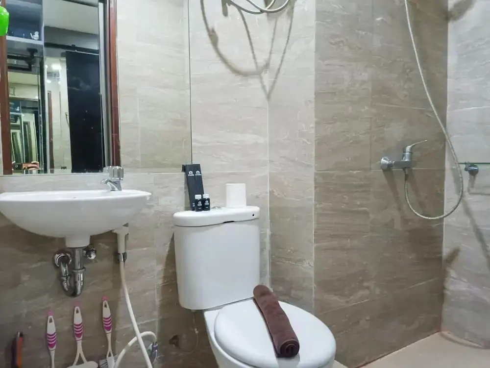 Макассар: Relaxing Studio At Vida View Makassar Apartment