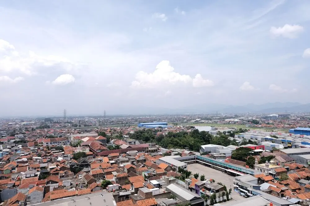 Бандунг: Homey And Cozy 2Br At Mekarwangi Square Cibaduyut Apartment