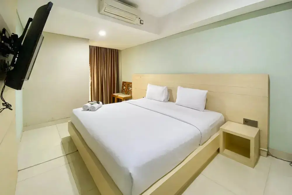 Семаранг: Cozy Studio Apartment At 21St Floor Warhol (W/R) Residences
