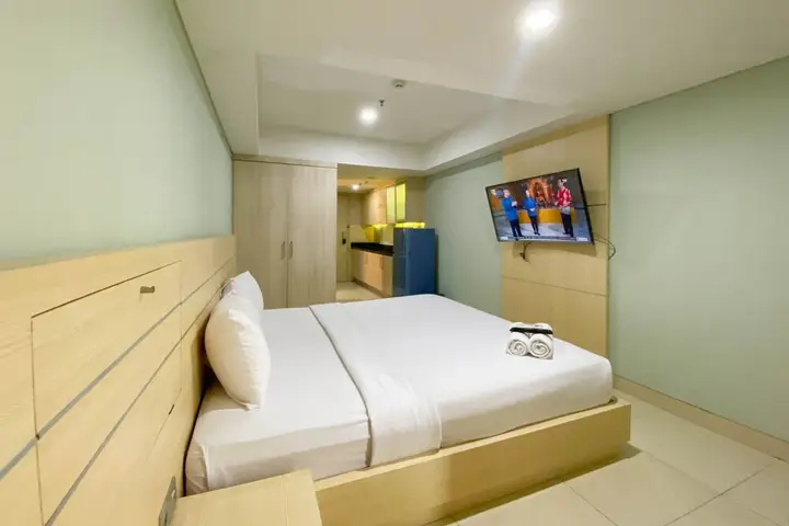 Семаранг: Cozy Studio Apartment At 21St Floor Warhol (W/R) Residences