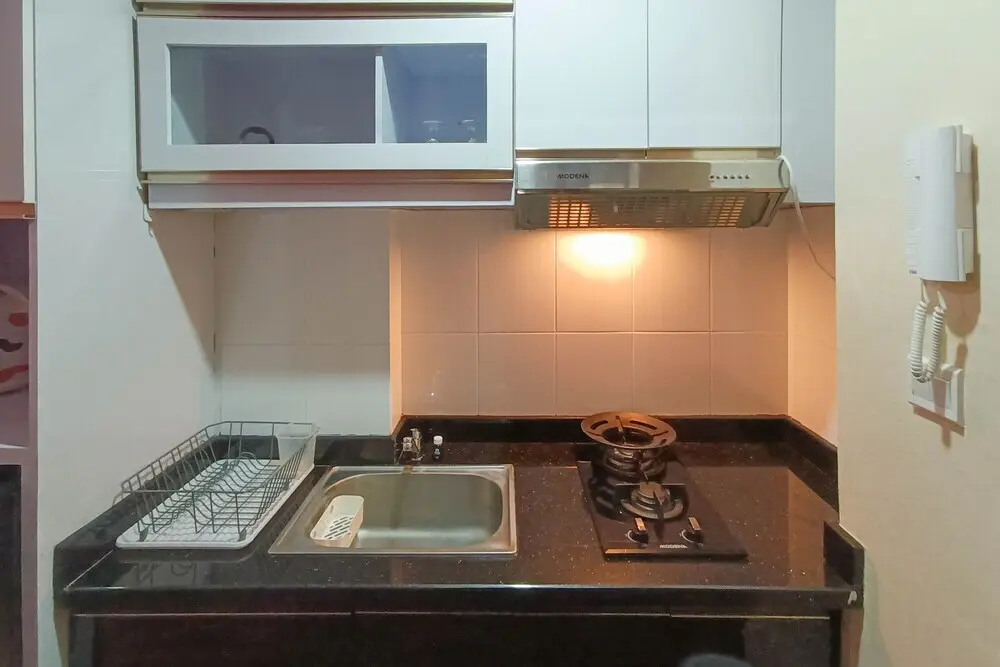 Макассар: Simply 1Br At 31St Floor Vida View Makassar Apartment