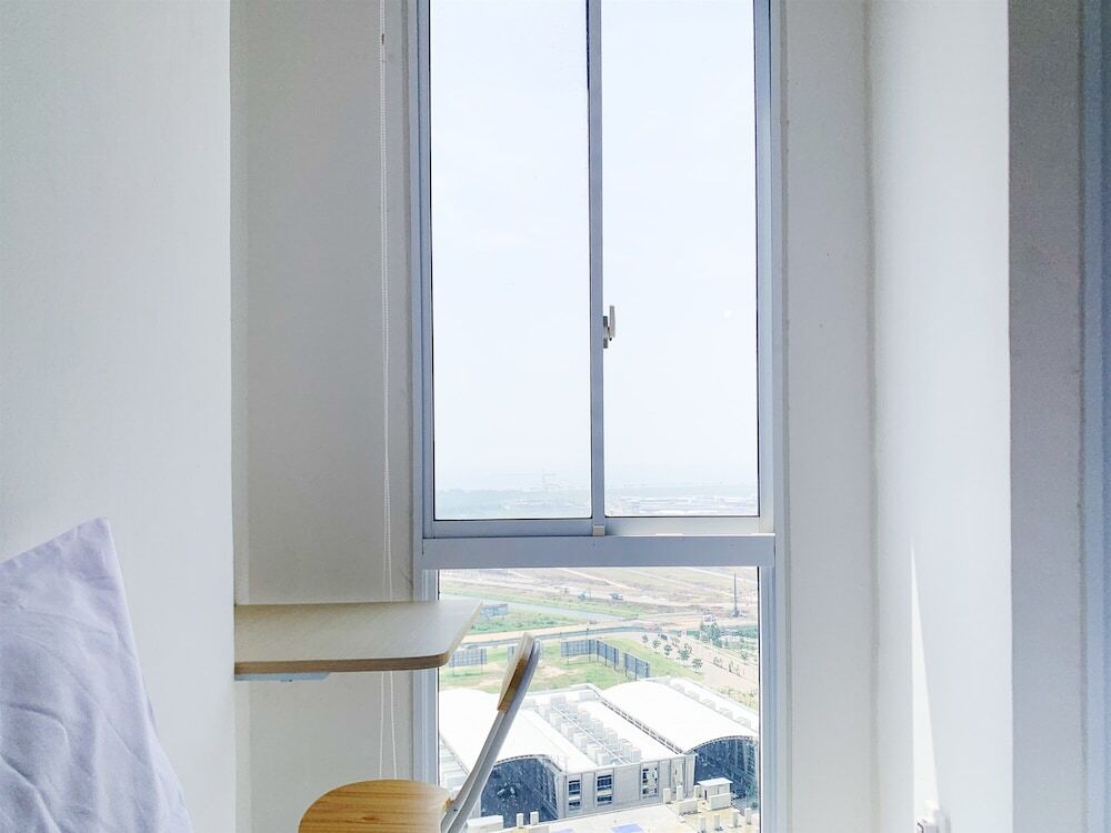 Южный Тангеранг: Full Furnished With Comfort Design Studio Apartment Tokyo Riverside Pik 2