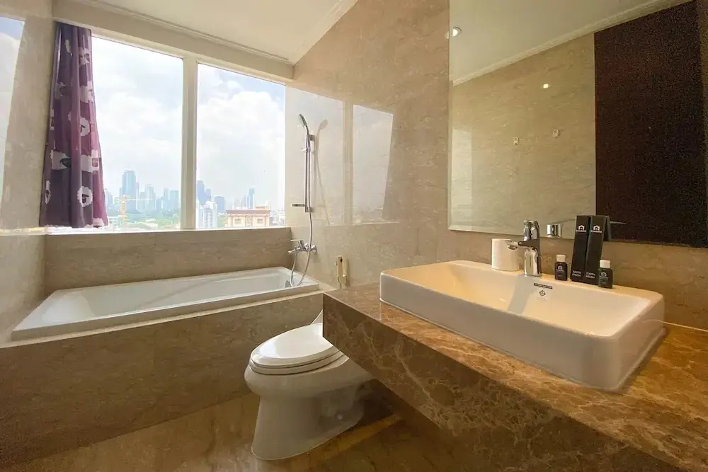 Джакарта: Spacious And Elegant Designed 3Br At Menteng Park Apartment