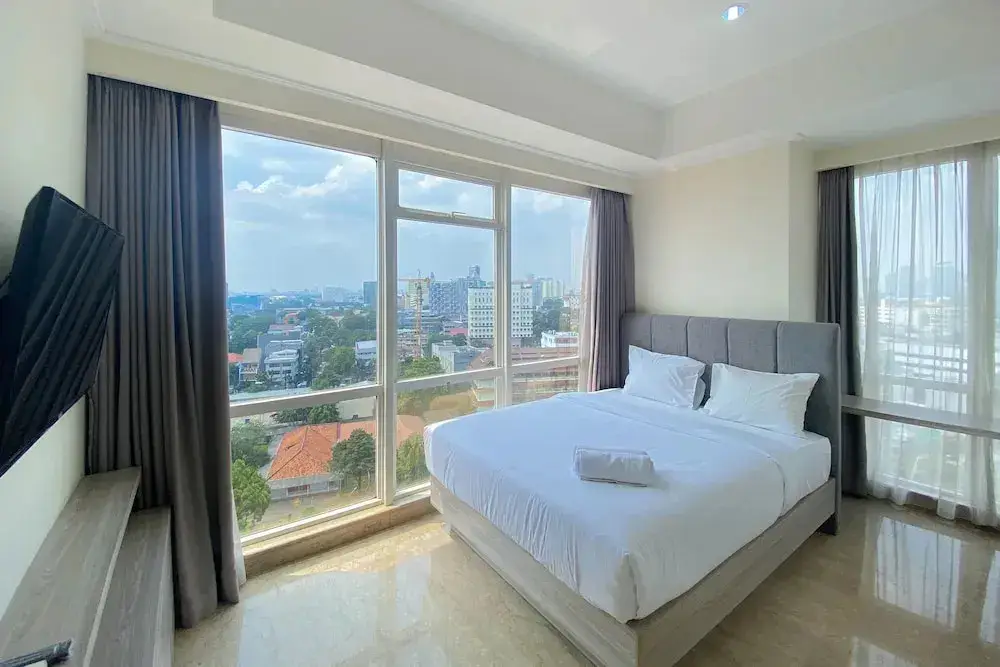 Джакарта: Spacious And Elegant Designed 3Br At Menteng Park Apartment