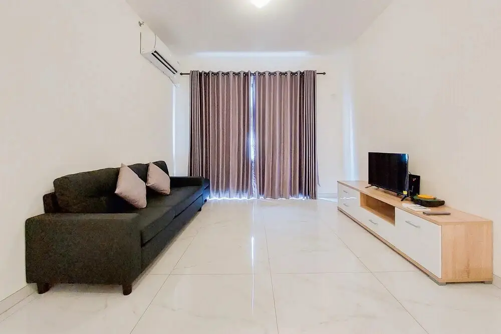 Legok: Spacious And Modern 3Br At Sky House Bsd Apartment